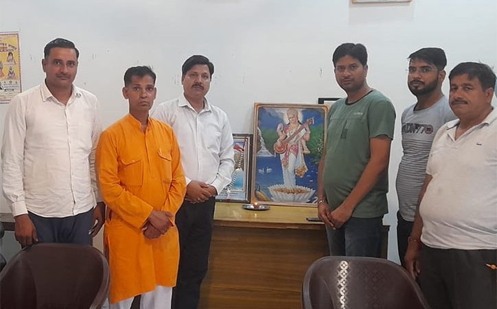नकुड़ में विहिप का स्थापना दिवस मनाया गया