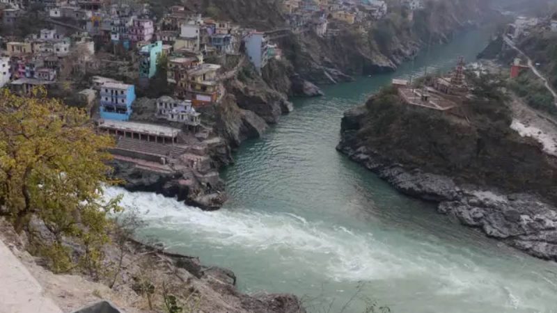 हाई कोर्ट ने नमामि गंगे प्रोजेक्ट में हुए खर्च का मांगा हिसाब, पूछा- कितने प्रतिशत नाले एसटीपी से कनेक्ट