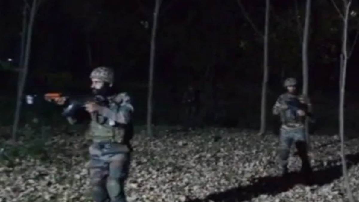 Sopore Encounter: सोपोर में हुई मुठभेड़ में सुरक्षाबलों ने दो आतंकियों को किया ढेर, जवाबी फायरिंग में ग्रामीण घायल