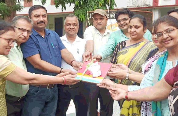 हर्षोल्लास के साथ मनाया गया हिंदी दिवस