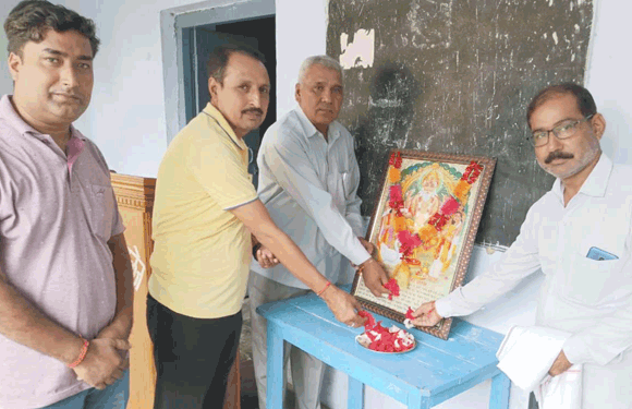 जिले में धूमधाम से मनाया गया विश्वकर्मा पूजन उत्सव