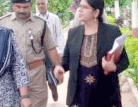 जिला विधिक सेवा प्राधिकरण की सचिव ने किया जिला कारागार का निरीक्षण