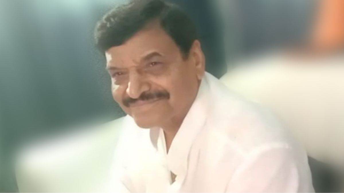 शिवपाल यादव बोले, विधानसभा में सीट को लेकर अखिलेश ने किया दिखावा, आजम पर मुकदमे राजनीति का घटिया स्तर