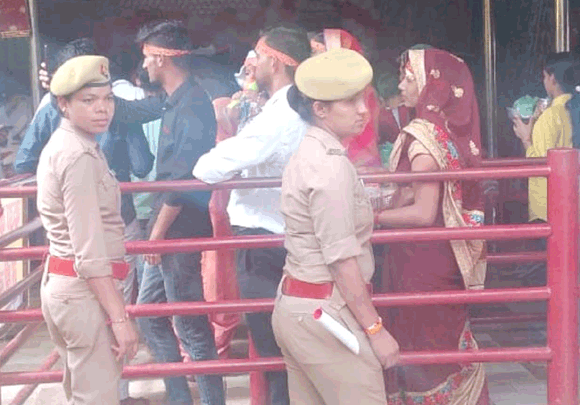 सिद्धपीठ मां शाकम्भरी देवी मेले में उमड़ी श्रद्धालुओं की भीड़, किए दर्शन