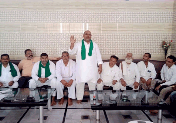 किसानों और आजमन का उत्पीडन बंद करे पुलिस व विद्युत विभाग: पंजाब सिंह