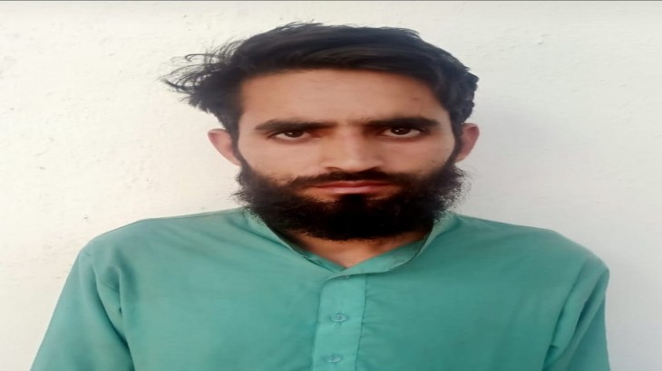 Jammu Kashmir: लश्कर की आतंकी साजिश नाकाम, सुरक्षाबलों के हत्थे चढ़ा हाइब्रिड आतंकी