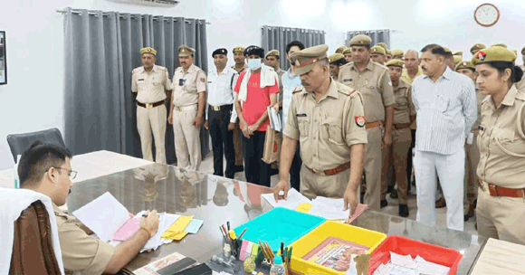 एसएसपी ने सुनीं जनता व पुलिसकर्मियों की समस्या