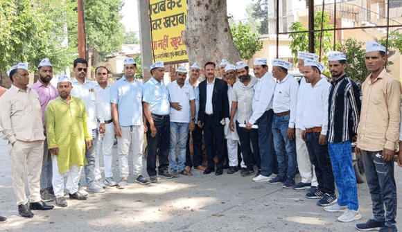 किसानों की समस्याओं को लेकर आम आदमी पार्टी के प्रतिनिधिमंडल ने सौंपा ज्ञापन
