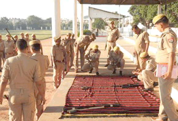 एसएसपी ने दिए शस्त्र रखरखाव के समुचित दिशा-निर्देश