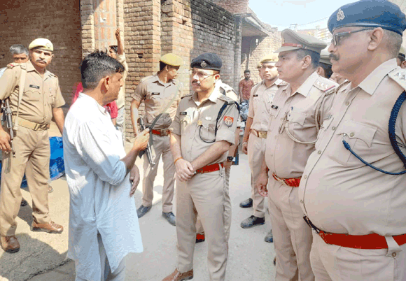 दो पक्षों के बीच हुए झगड़े में वृद्ध की मौत, बेटा व भतीजा घायल