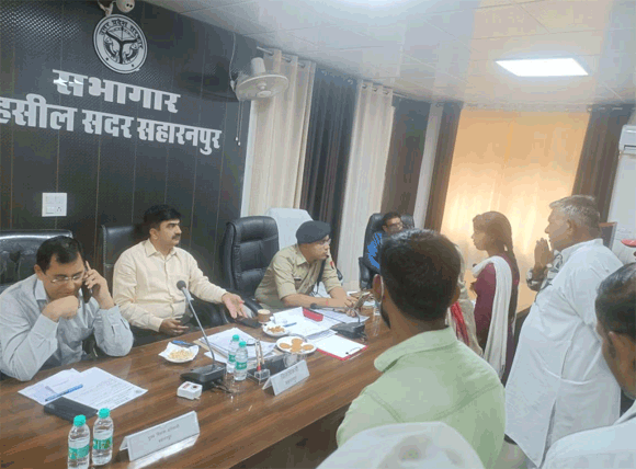 सम्पूर्ण समाधान दिवस में प्राप्त 35 शिकायतों में से 01 मौके पर ही निस्तारित