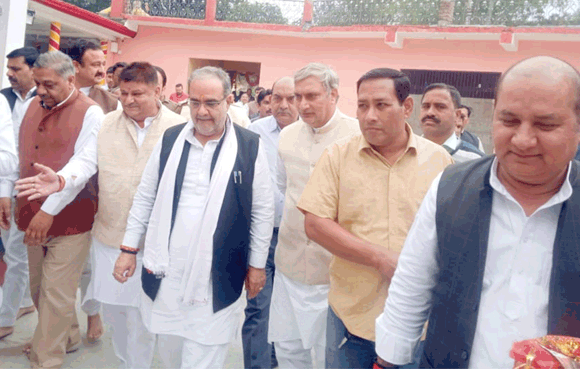 भाजपा प्रदेशाध्यक्ष ने किए मां शाकम्भरी के दर्शन