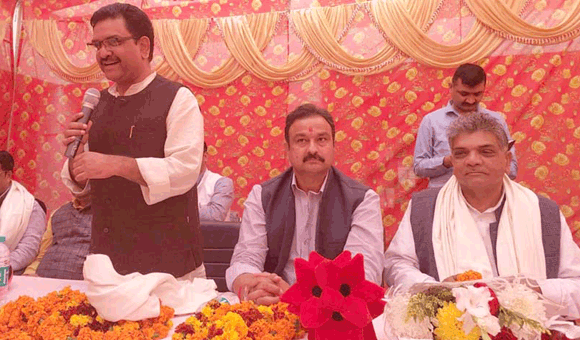 समाज कल्याण राज्यमंत्री ने किया छात्रावास का निरीक्षण