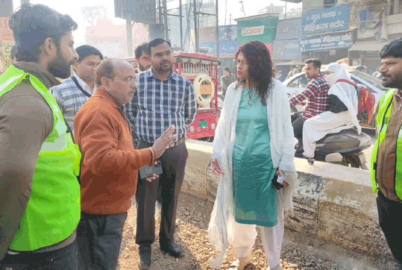 नगरायुक्त ने दिए एबीसी सेंटर तुरंत पूरा करने के निर्देश