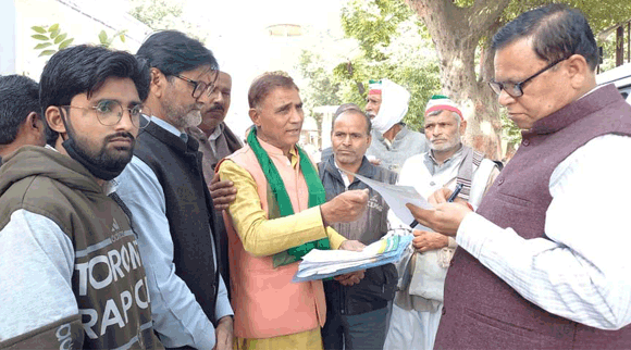 भाकियू की मासिक बैठक में उत्पीडऩ पर जताया रोष