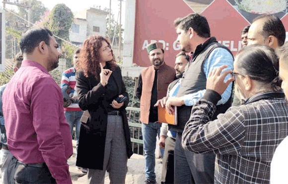 पांवधोई निगरानी के लिए कैमरे लगाने का काम शुरु