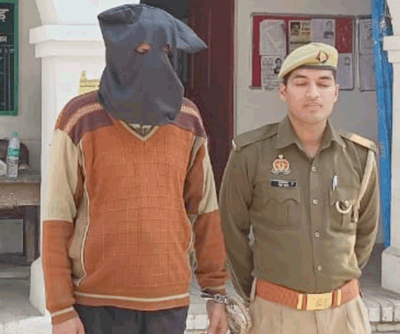 पुलिस के हत्थे चढ़ा वारंटी आरोपी