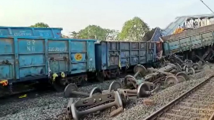 ओडिशा में मालगाड़ी पटरी से उतरी, 2 की मौत