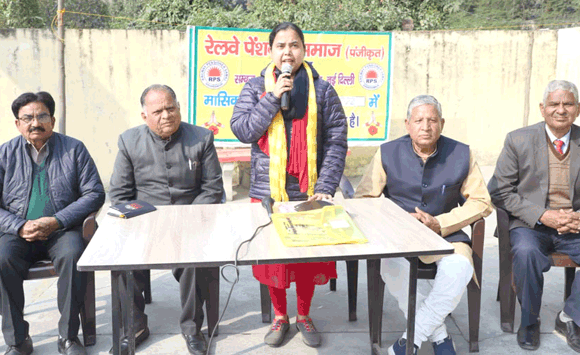 वरिष्ठ नागरिकों को दी उनके भरण-पोषण सम्बंधी योजनाओं की जानकारी