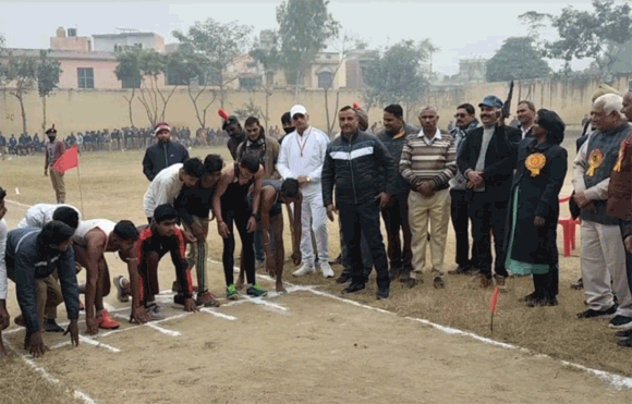 केएलजीएम इंटर कालेज की वार्षिक क्रिडा प्रतियोगिता का हुआ शुभारंभ