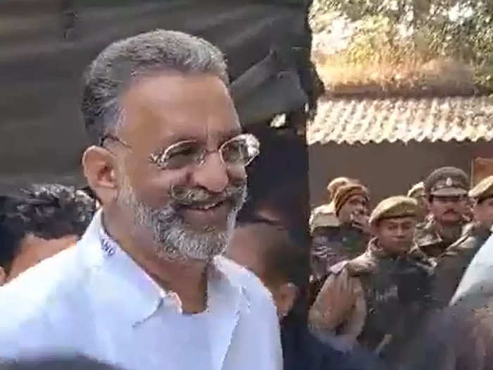 माफिया मुख्तार अंसारी से कोर्ट में पूछा गया सवाल तो जवाब में कहा कि क्या बोलें- बोलना मना है