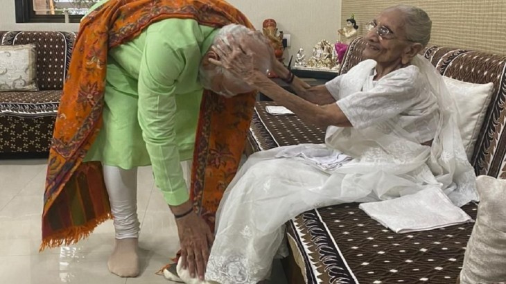 PM नरेंद्र मोदी की मां हीराबा की सेहत में सुधार, अस्पताल ने दिया अपडेट