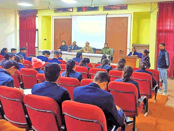 शोभित विश्वविद्यालय गंगोह में राष्ट्रीय मतदाता दिवस के अवसर पर निबंध लेखन प्रतियोगिता एवं वाद-विवाद का आयोजन