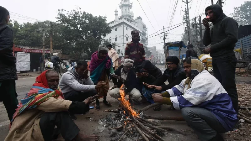 दिल्ली-यूपी समेत कई राज्यों में ठंड से लोगों को राहत, चार दिन बाद फिर परेशान करेगी शीतलहर!