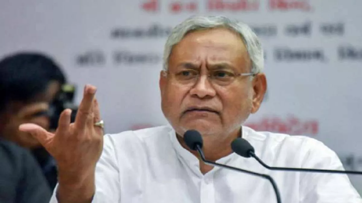 ‘जानकारी नहीं’, शिक्षा मंत्री के विवादित बयान पर बोले नीतीश कुमार, बक्सर मामले पर पूछे गए सवाल पर कही ये बात