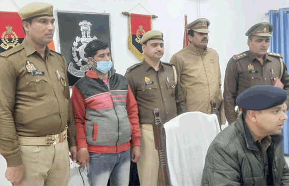 पुलिस के हत्थे चढ़ा नकली नोटों का सौदागर