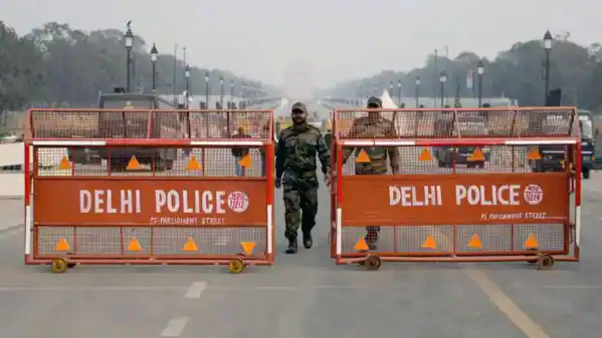 जमीन से आसमान तक अभेद्य किले में तब्दील हुई दिल्ली, चप्पे-चप्पे पर सुरक्षा बलों की नजर