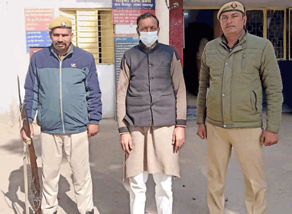 पुलिस ने दबोचा एक वारंटी आरोपी