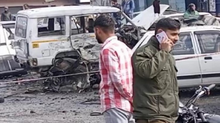 Jammu शहर के नरवाल इलाके में दो बम विस्फोट, कम से कम सात घायल