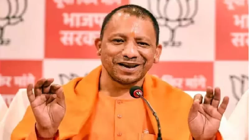 त्रिपुरा में गरजे CM योगी, राहुल गांधी पर क‍िया पलटवार, बोले- कांग्रेस का इतिहास देश को ठगने का रहा