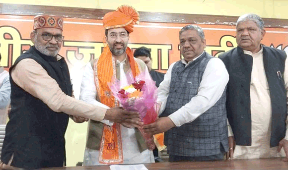 डबल इंजन की सरकार में उत्तर प्रदेश में हो रहा है विकास: बेनीवाल