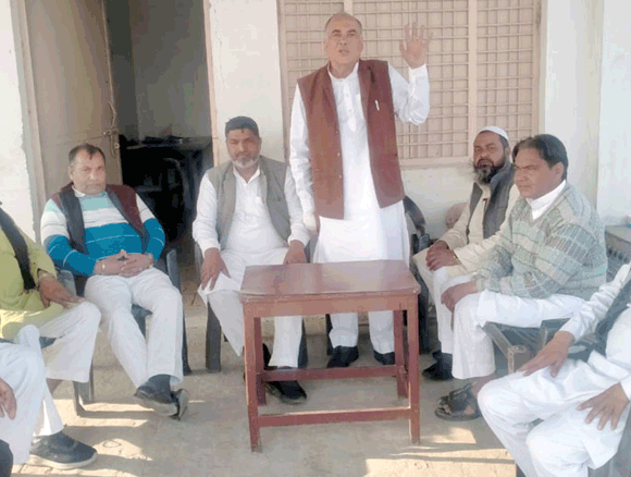 किसान व गरीब विरोधी हैं प्रदेश की भाजपा सरकार: वर्मा