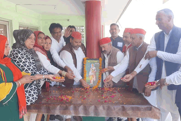 त्याग व तपस्या क प्रतिमूर्ति संत गाडगे बाबा