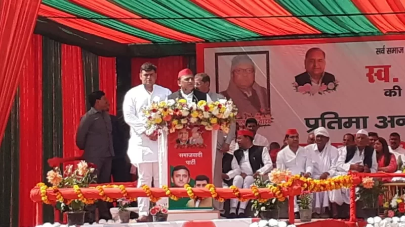 अखिलेश यादव का जातीय जनगणना के बहाने संजय निषाद पर हमला, सपा अध्यक्ष ने कहा- इस पर छुट भैया नेता न बोलें