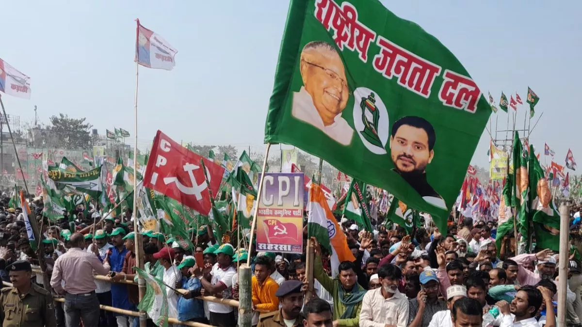 महारैली में गरजे लालू, बोले- RSS का मुखौटा है भाजपा; 2024 में सत्ता से हटाने का किया आवाह्न