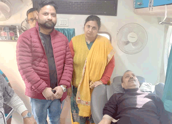शिविर में ४२ लोगों ने किया स्वैच्छिक रक्तदान