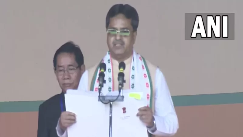 माणिक साहा ने ली त्रिपुरा के मुख्यमंत्री पद की शपथ, PM मोदी समेत कई राज्यों के सीएम हुए शामिल