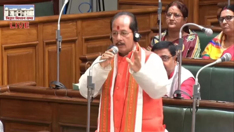 BJP ने तेजस्वी से मांगा इस्तीफा, राजद ने ED-CBI की जांच रोकने के लिए बिल पेश करने की मांग की