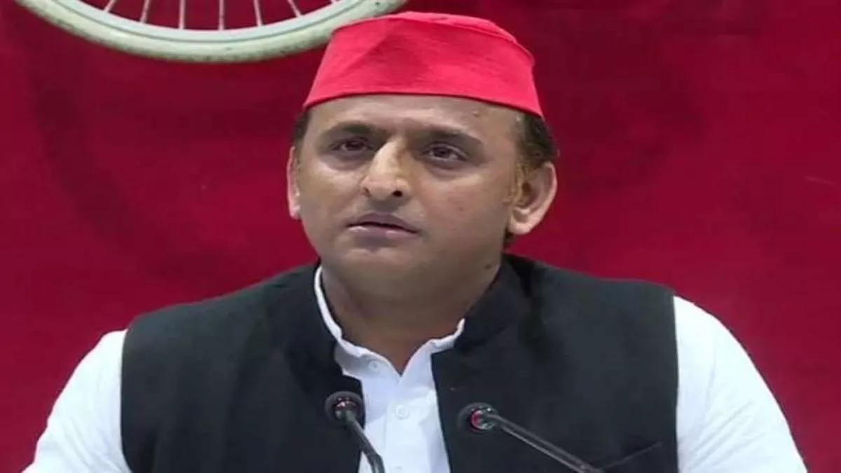 शिक्षक भर्ती मामले में सपा अध्यक्ष अखिलेश ने सरकार को घेरा, भाजपा पर लगाया आरक्षण विरोधी होने का आरोप