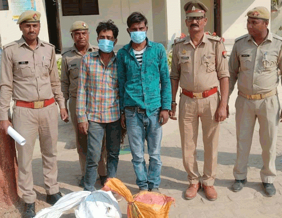 पुलिस के हत्थे चढ़े दो शातिर चोर, विद्युत मोटर बरामद