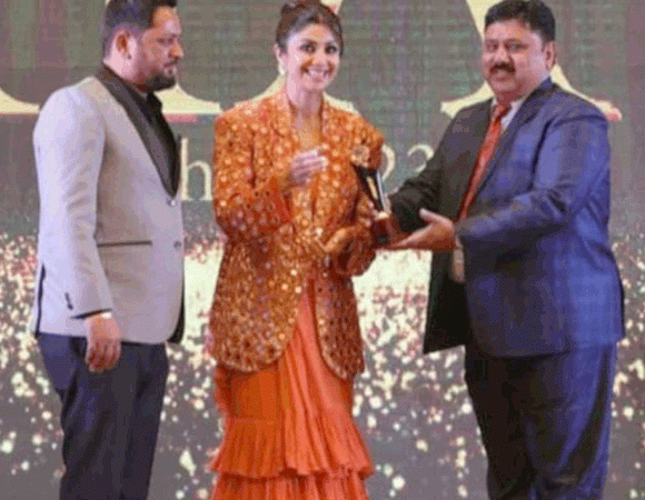 सहारनपुर के नौशाद अली खान को मिला आईफा अवार्ड