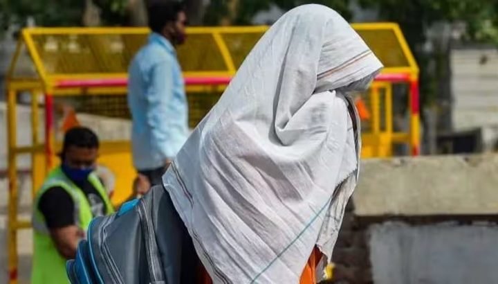 यूपी में झुलसाने वाली गर्मी और लू झेलने के लिए हो जाईए तैयार, 45 डिग्री तक बढ़ेगा पारा, IMD ने दिया अलर्ट