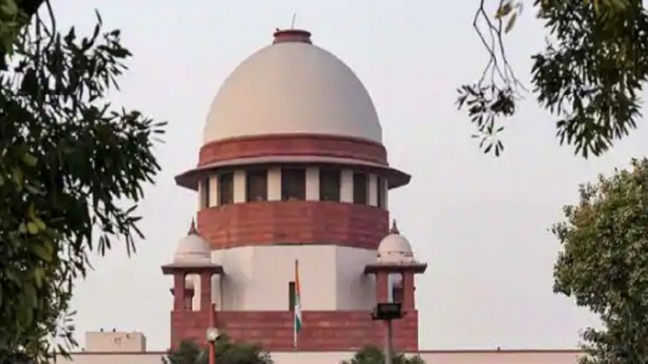 SC ने इलाहाबाद हाई कोर्ट परिसर के भीतर मस्जिद को 3 महीने में हटाने का निर्देश दिया