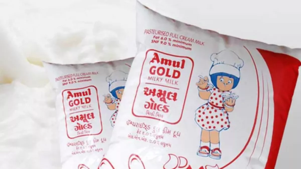 महंगाई का झटका, फिर महंगा हुआ अमूल दूध; दो रुपये प्रति लीटर बढ़े दाम