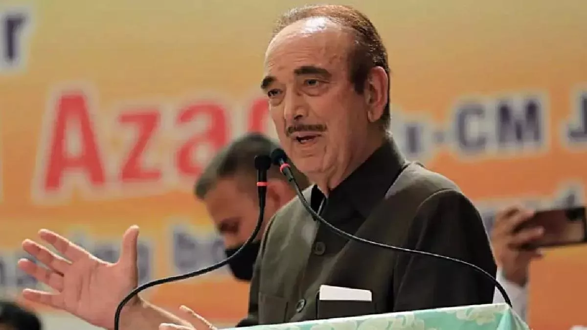 हमेशा राजनेता की तरह पीएम मोदी ने किया व्यवहार, कभी नहीं की बदले की राजनीति: गुलाम नबी आजाद