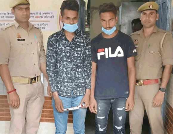 पुलिस के हत्थे चढ़े तीन शराब तस्कर, अवैध शराब बरामद